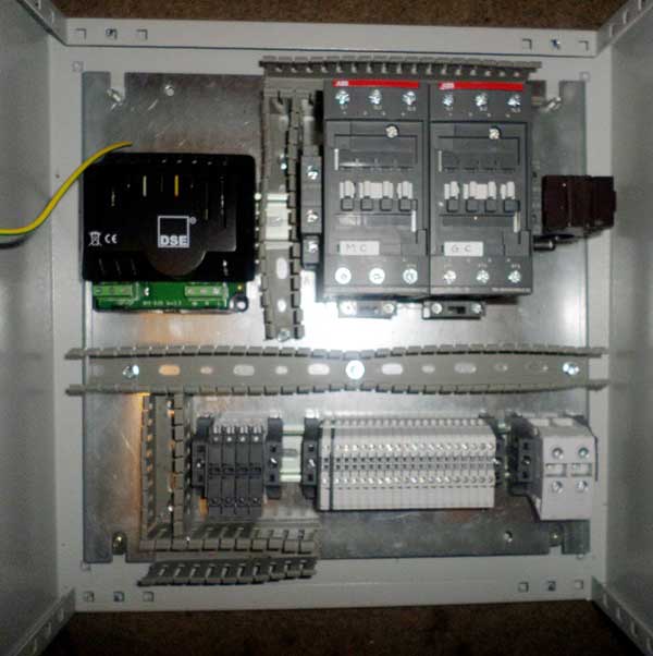 DSE自动化控制柜内部接线图